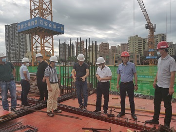 嚴(yán)抓施工安全，緊抓工程進(jìn)度，狠抓工程質(zhì)量